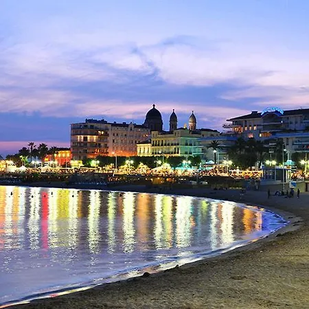 Homestay Havre De Paix A Saint-raphael, Saint-Raphael (Var)